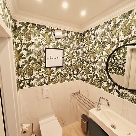 Friedrich ホテル 4*